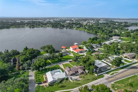128 N Lake Florence Drive Winter Haven FL 33884