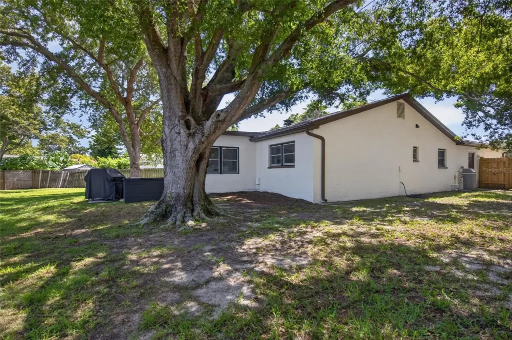 3281 Beaver Drive Clearwater FL 33761