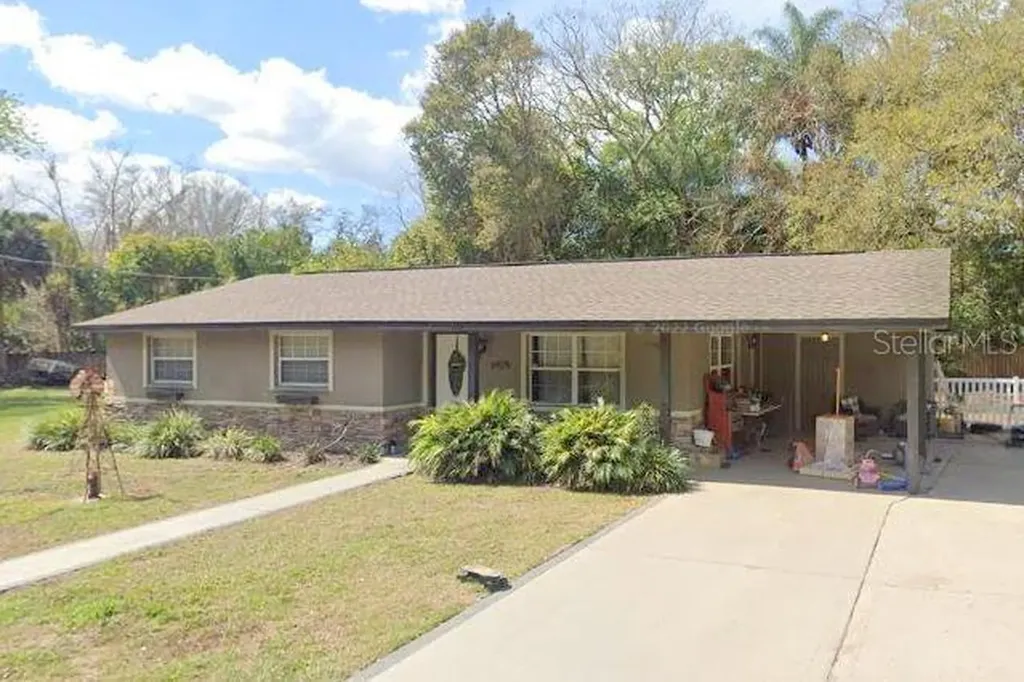 6929 Bishop Frier Lane Riverview FL 33578