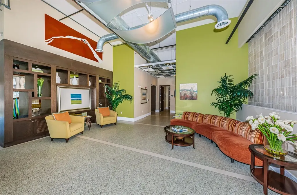 175 2nd Street S St Petersburg FL 33701
