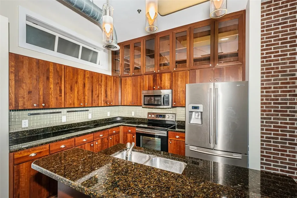175 2nd Street S St Petersburg FL 33701