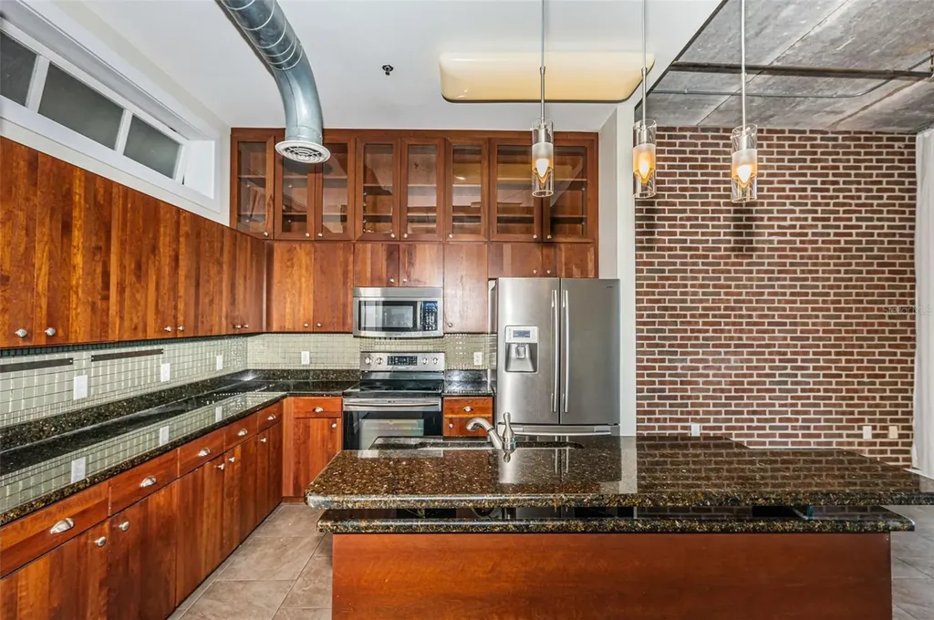 175 2nd Street S St Petersburg FL 33701