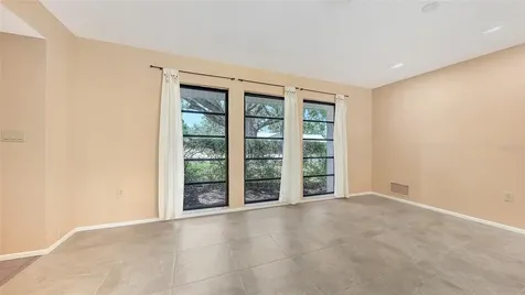 4736 Charing Cross Road Sarasota FL 34241