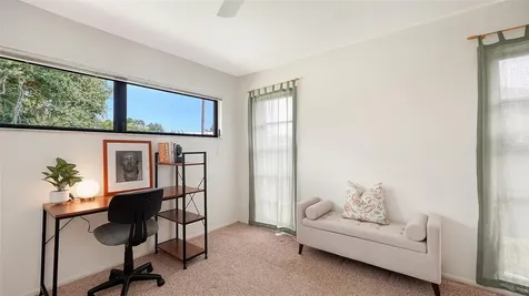 4736 Charing Cross Road Sarasota FL 34241