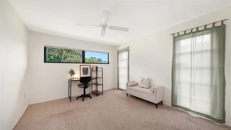 4736 Charing Cross Road Sarasota FL 34241