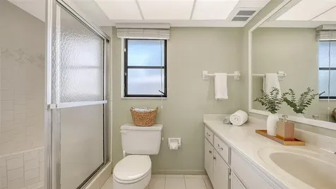 4736 Charing Cross Road Sarasota FL 34241