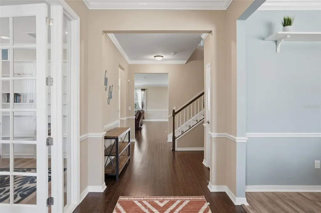 9307 Parisian Court Seffner FL 33584