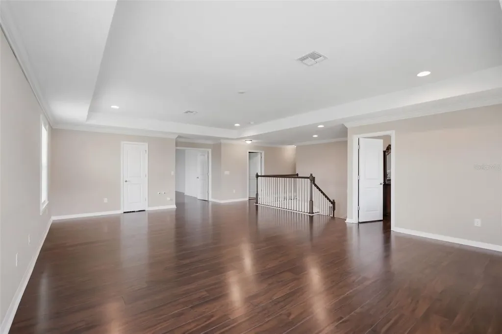 9307 Parisian Court Seffner FL 33584