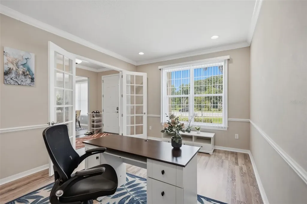 9307 Parisian Court Seffner FL 33584