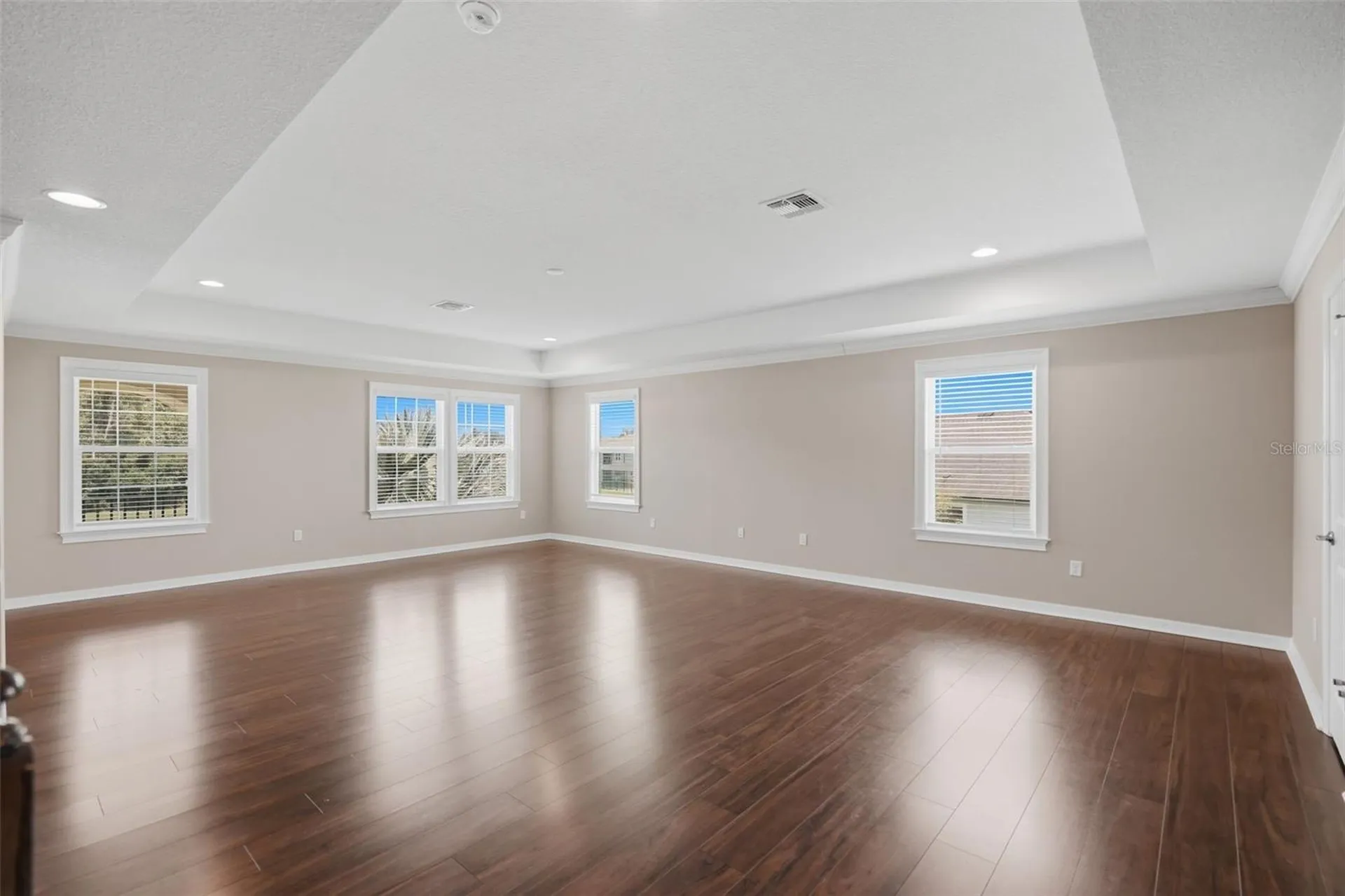 9307 Parisian Court Seffner FL 33584