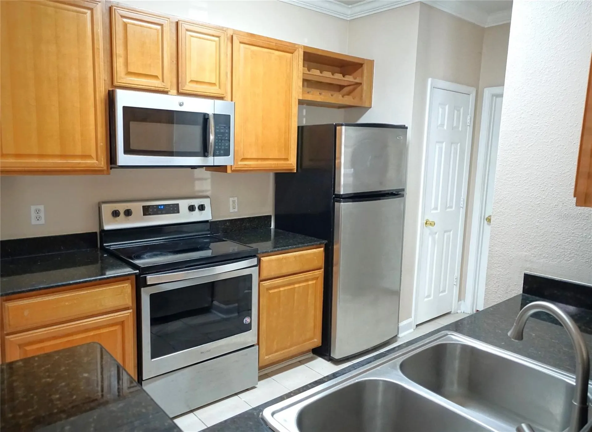 18425 Bridle Club Drive Tampa FL 33647
