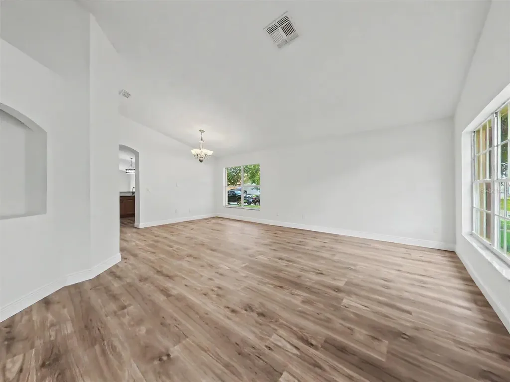 544 Cypress Tree Court Orlando FL 32825