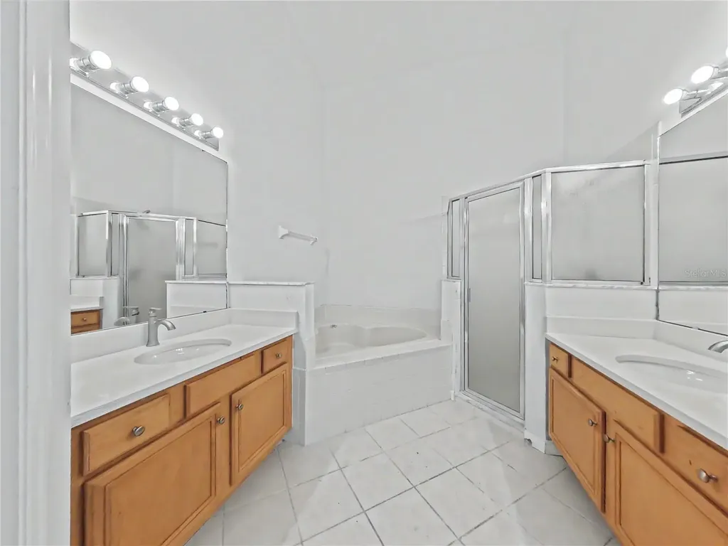 544 Cypress Tree Court Orlando FL 32825