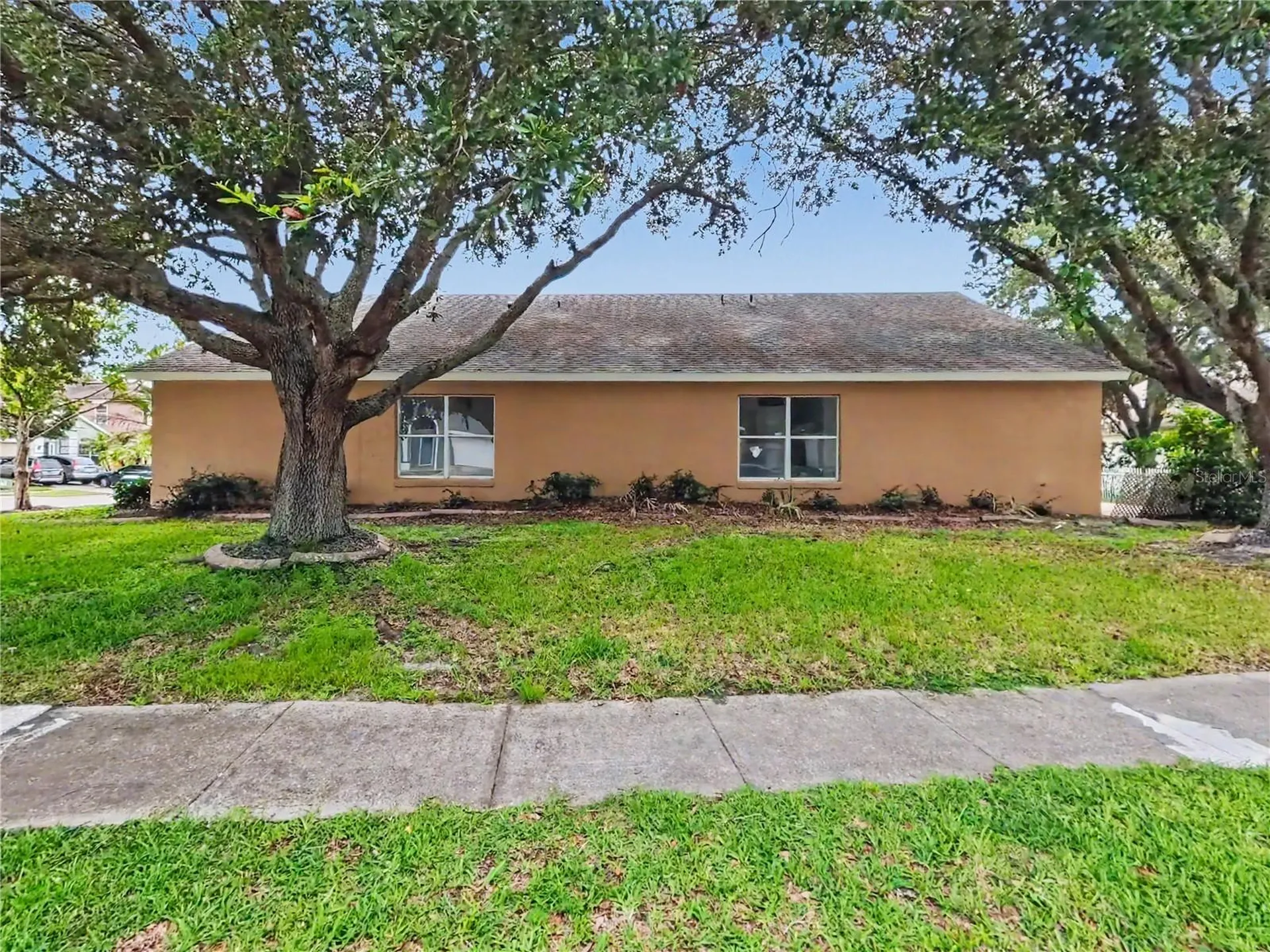 544 Cypress Tree Court Orlando FL 32825