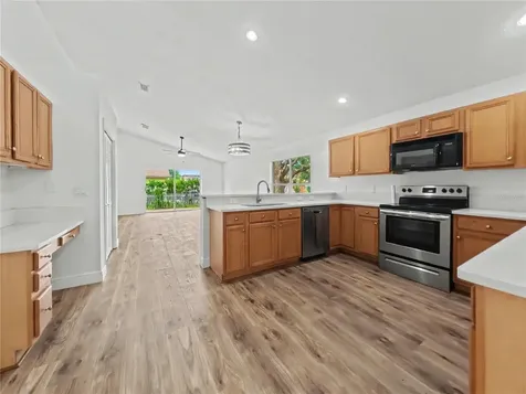 544 Cypress Tree Court Orlando FL 32825