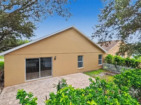 544 Cypress Tree Court Orlando FL 32825