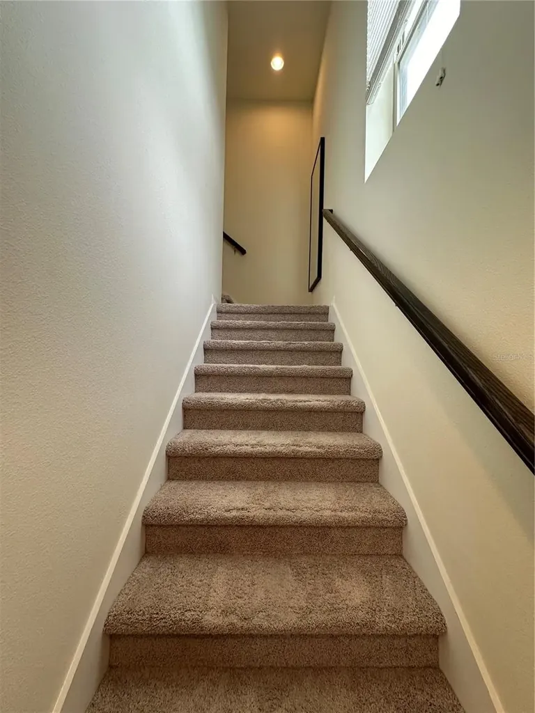 527 Piazza Point Oviedo FL 32765