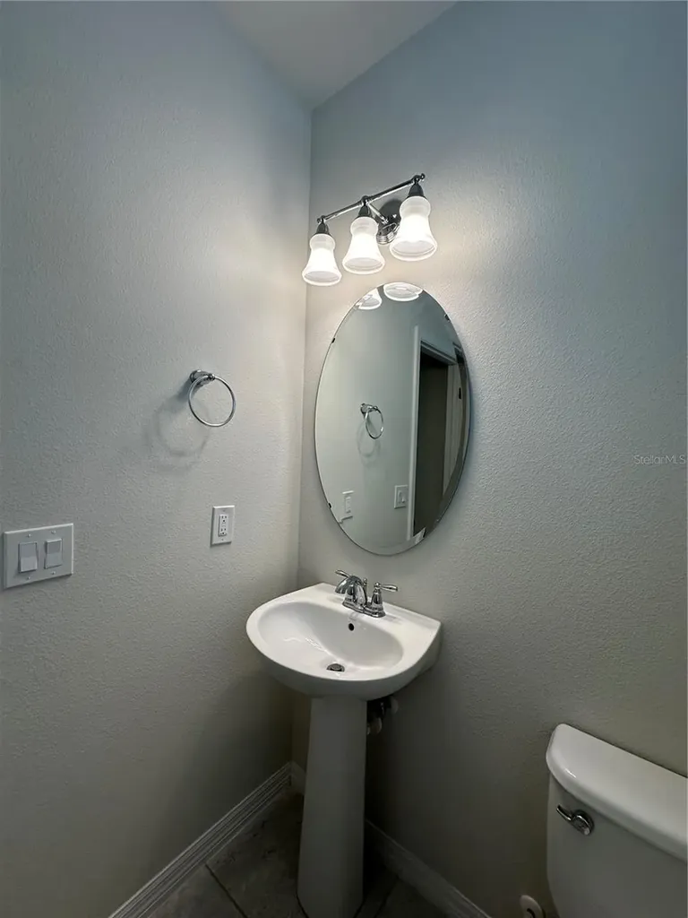 527 Piazza Point Oviedo FL 32765