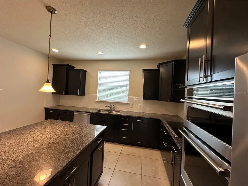 527 Piazza Point Oviedo FL 32765