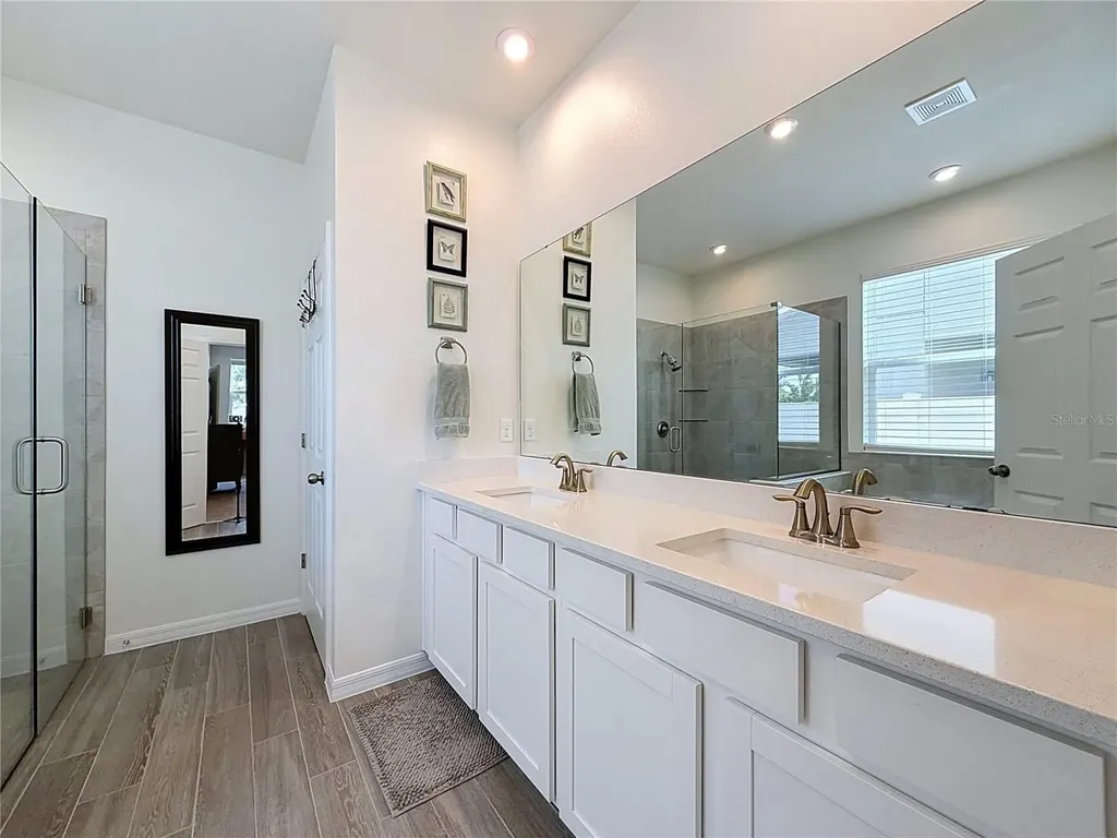 9068 Exploration Avenue Orlando FL 32832