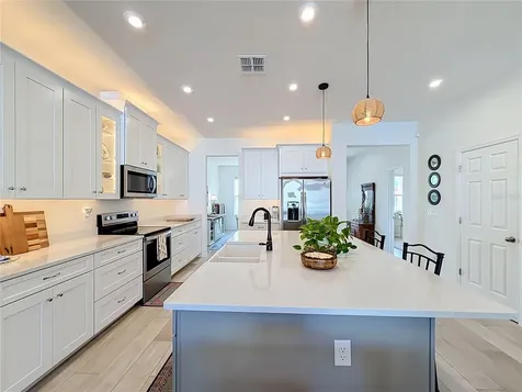 9068 Exploration Avenue Orlando FL 32832