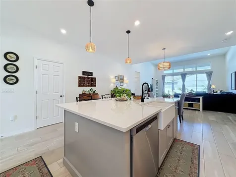 9068 Exploration Avenue Orlando FL 32832