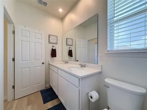 9068 Exploration Avenue Orlando FL 32832
