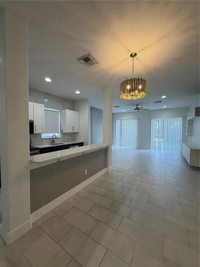 3007 E Central Boulevard Orlando FL 32803
