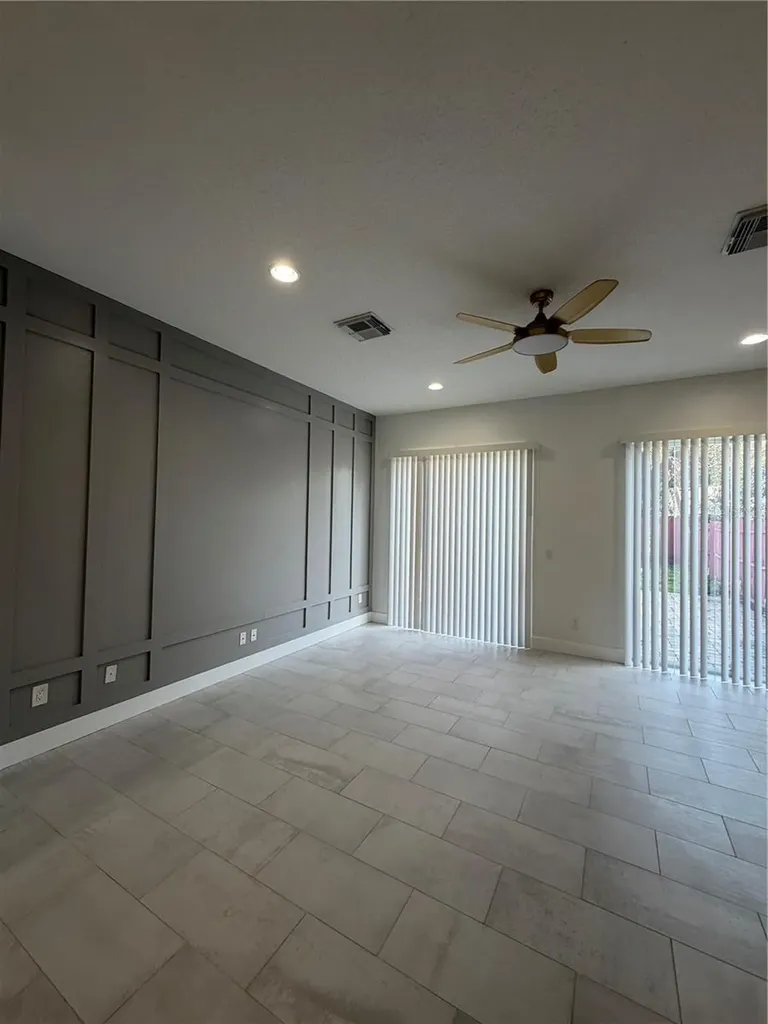 3007 E Central Boulevard Orlando FL 32803