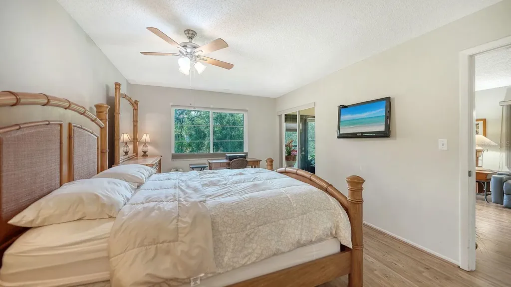 7031 Bright Creek Drive Sarasota FL 34231