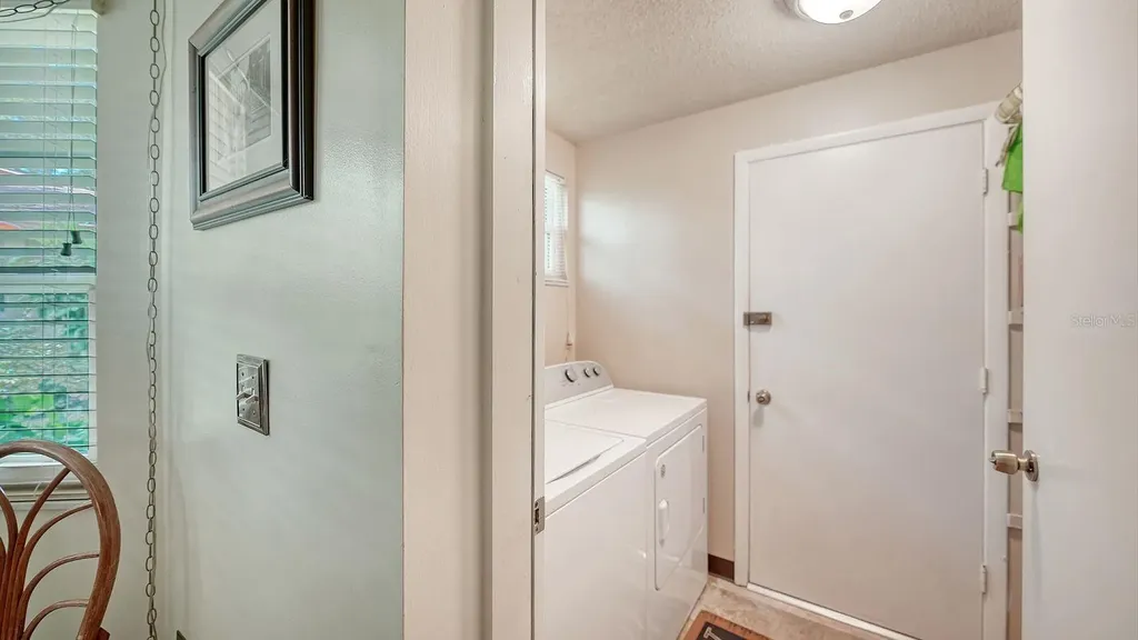 7031 Bright Creek Drive Sarasota FL 34231