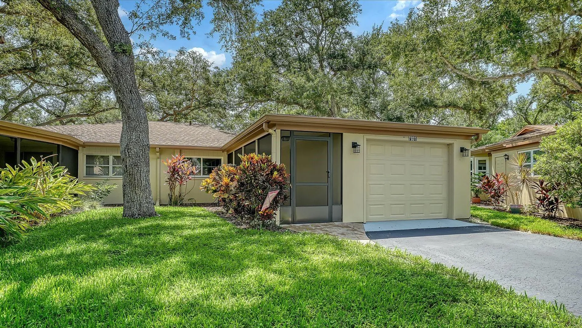 7031 Bright Creek Drive Sarasota FL 34231