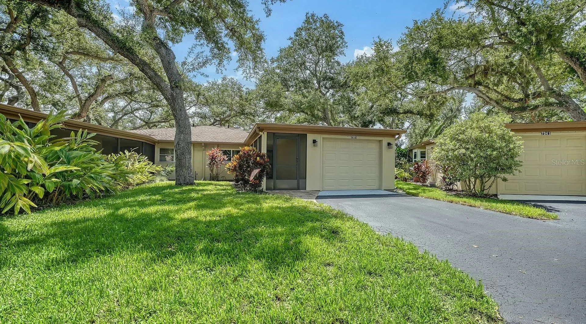 7031 Bright Creek Drive Sarasota FL 34231