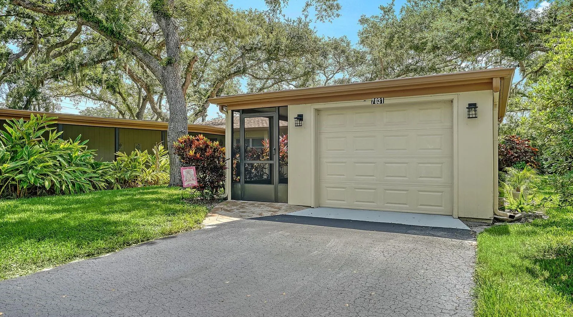 7031 Bright Creek Drive Sarasota FL 34231