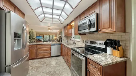 7031 Bright Creek Drive Sarasota FL 34231