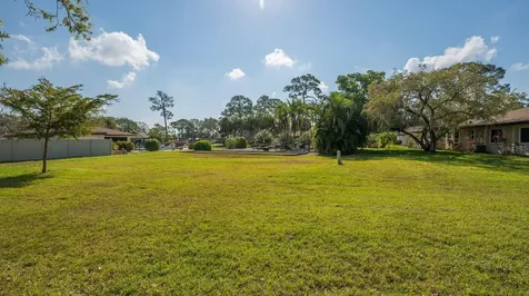 7031 Bright Creek Drive Sarasota FL 34231