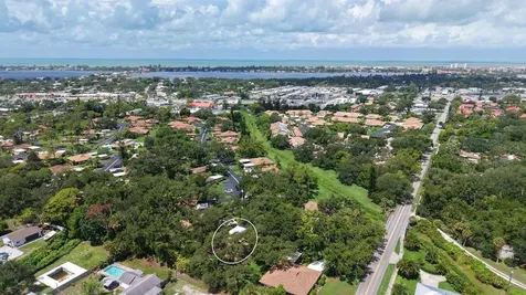 7031 Bright Creek Drive Sarasota FL 34231
