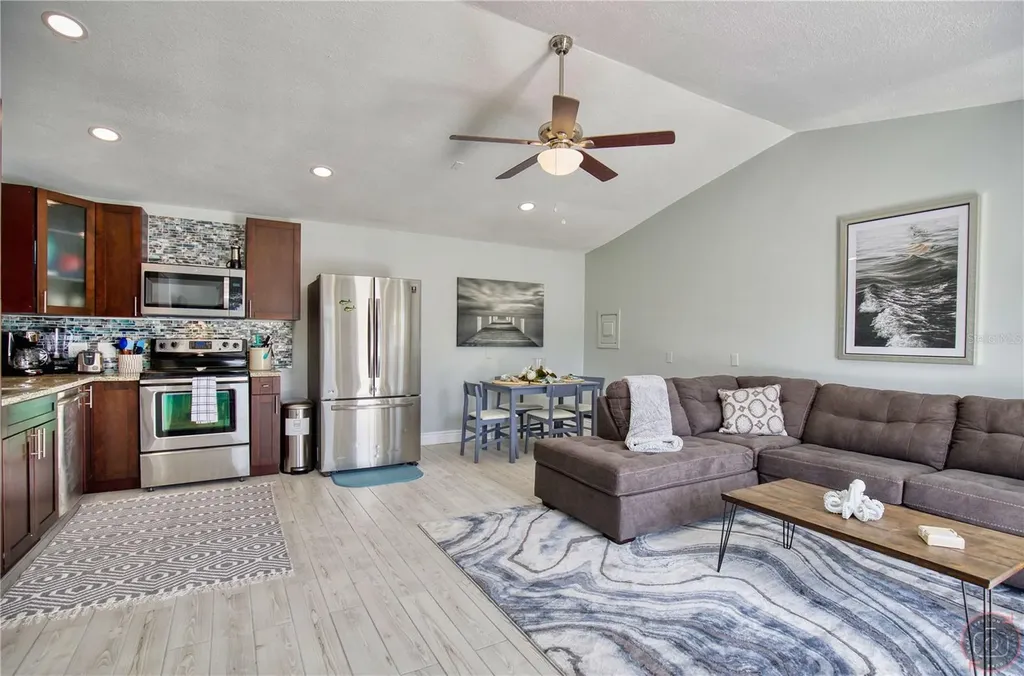 5042 Linda Street Venice FL 34293