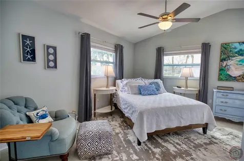 5042 Linda Street Venice FL 34293