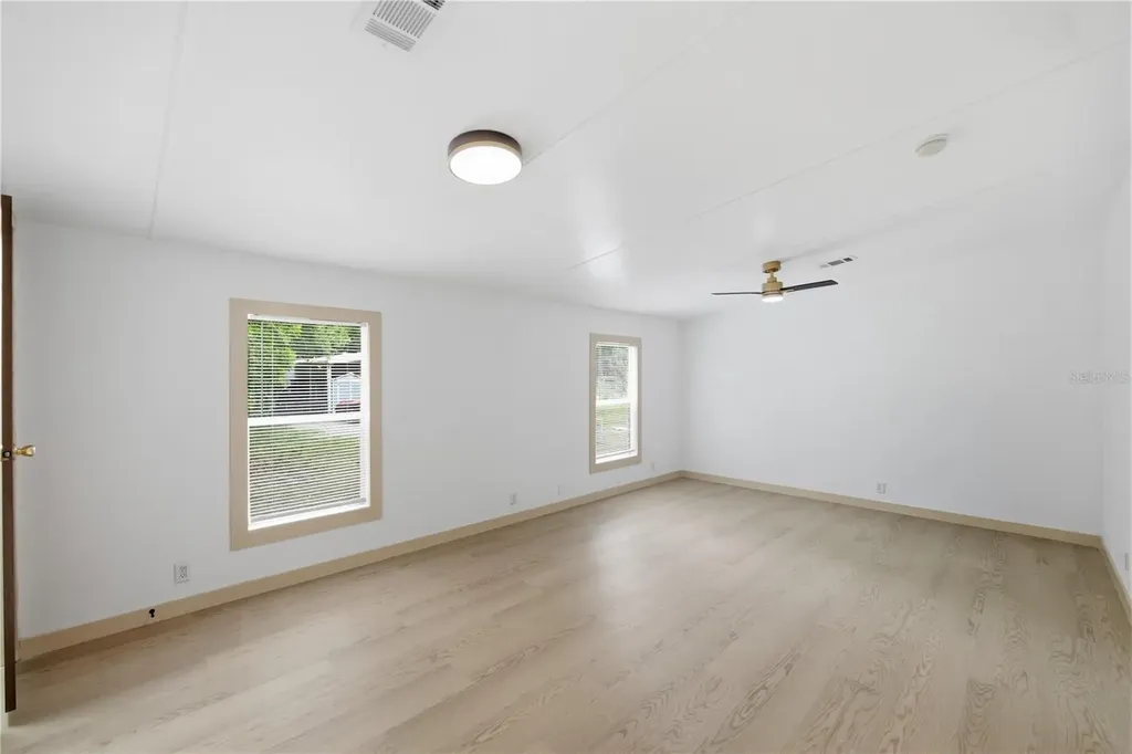 8726 N Meadowview Circle Tampa FL 33625