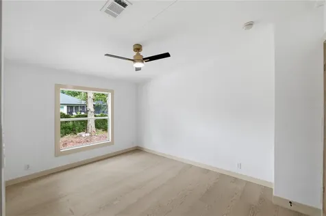 8726 N Meadowview Circle Tampa FL 33625