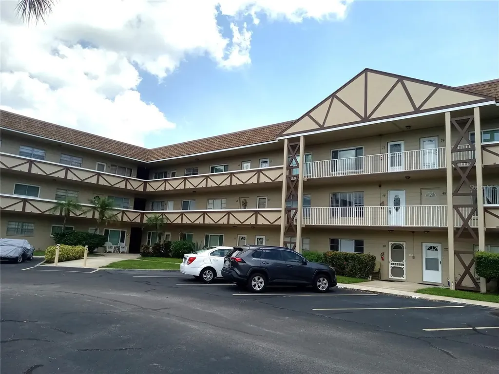 2464 Australia Way E Clearwater FL 33763