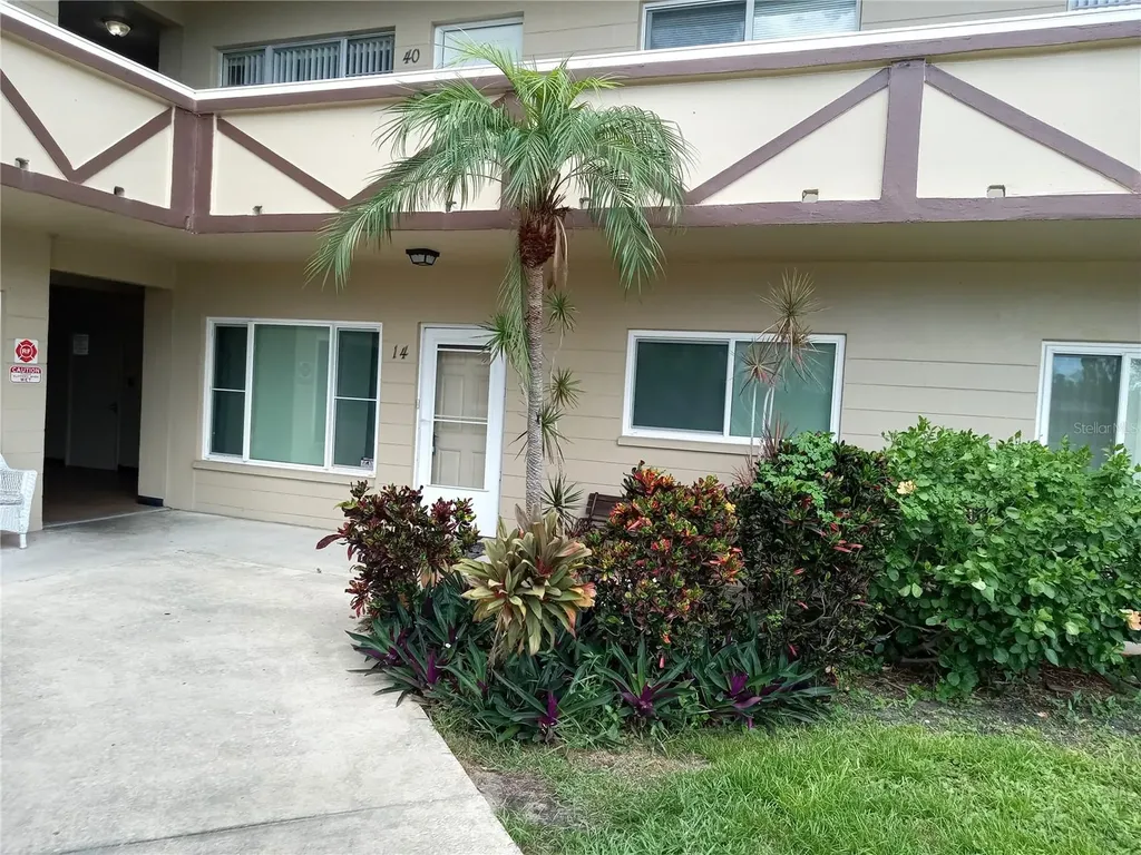 2464 Australia Way E Clearwater FL 33763