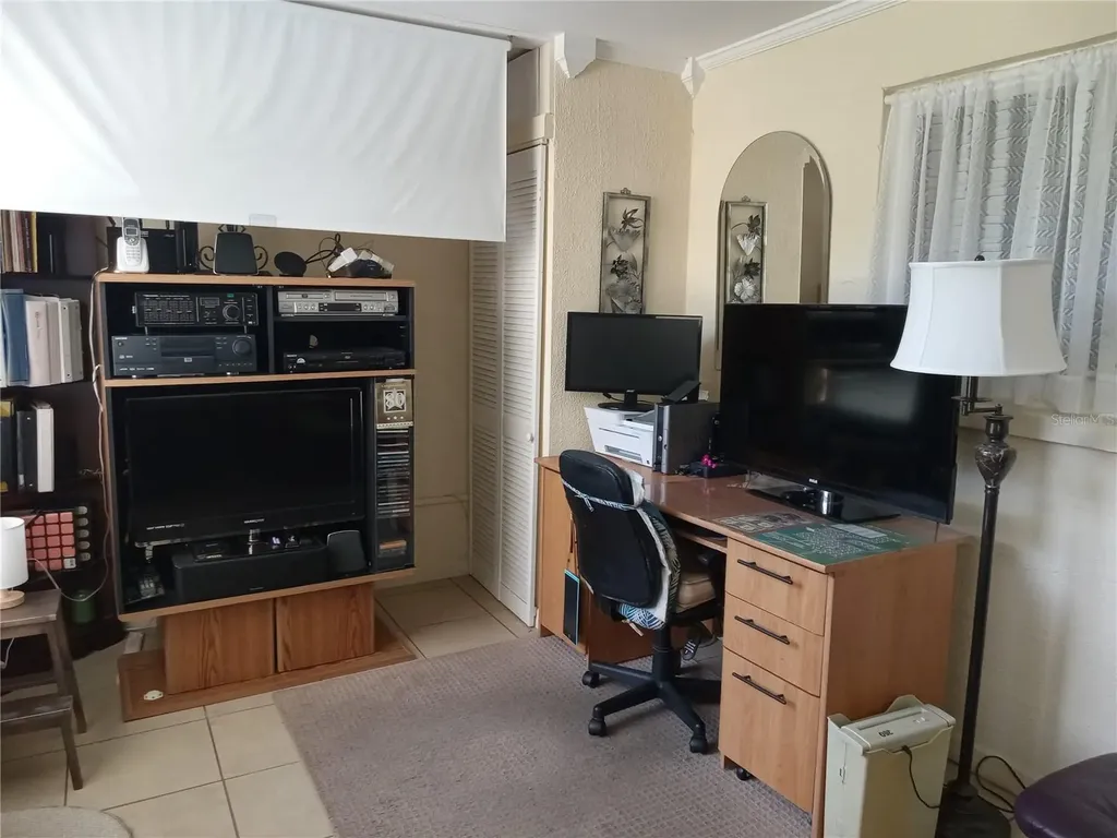 2464 Australia Way E Clearwater FL 33763