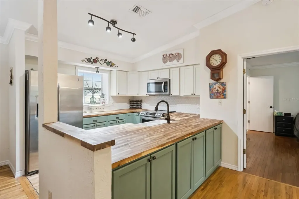 324 Hickory Court Apopka FL 32712