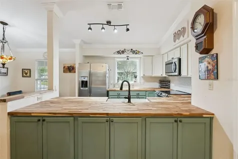 324 Hickory Court Apopka FL 32712