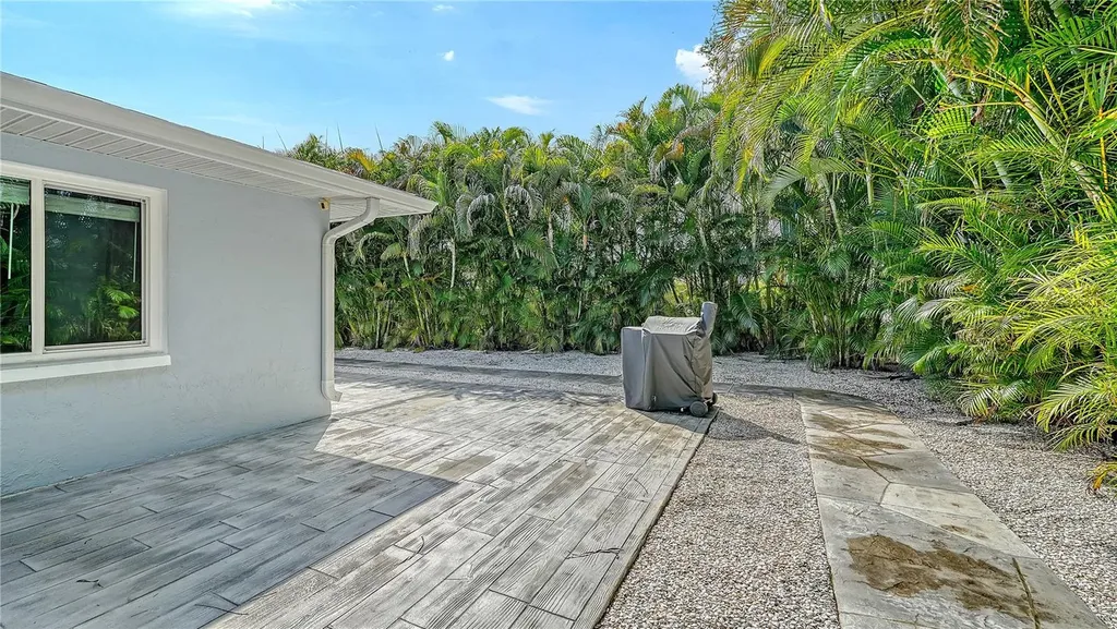 4717 Thomas Hoby Place Sarasota FL 34241