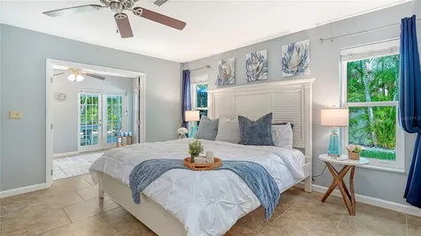 4717 Thomas Hoby Place Sarasota FL 34241