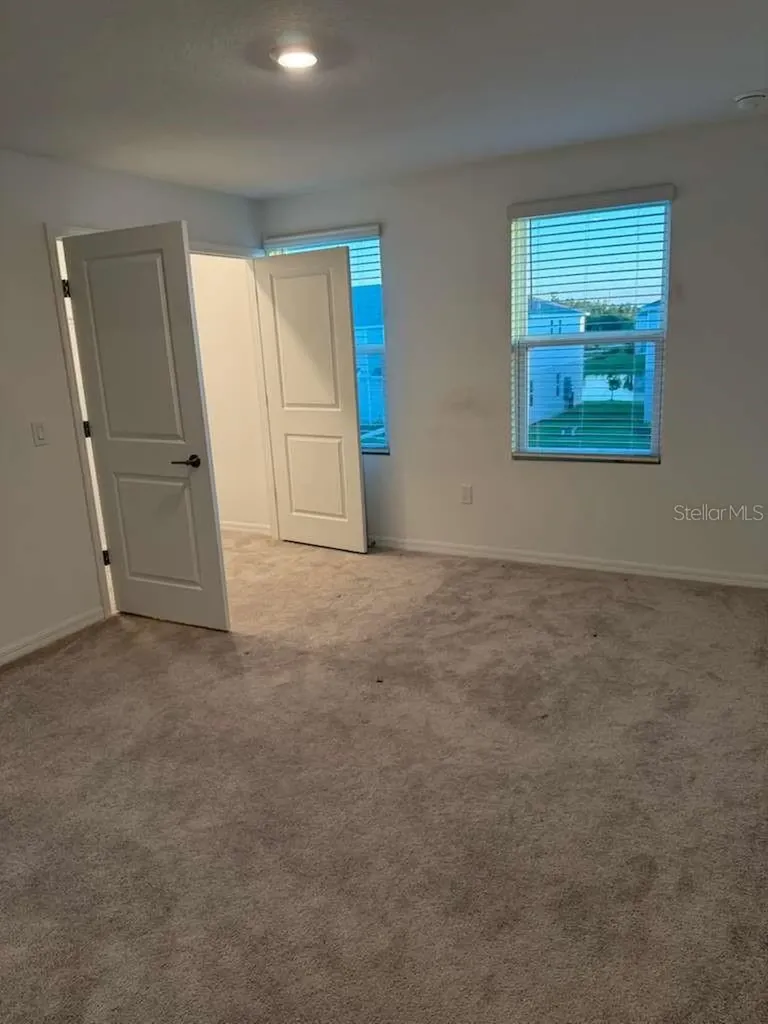 3184 Skyline Loop Poinciana FL 34758