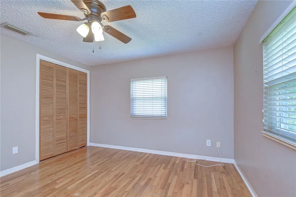 5381 43rd Avenue N St Petersburg FL 33709